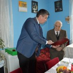 Powiększ zdjęcie Najstarszy mieszkaniec Gminy Ostrówek obchodzi swoje 102 urodziny